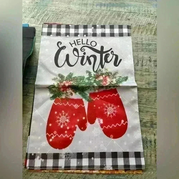 New in plastic 12 garden flags, 12x17 inches approximately - Picture 8 of 12